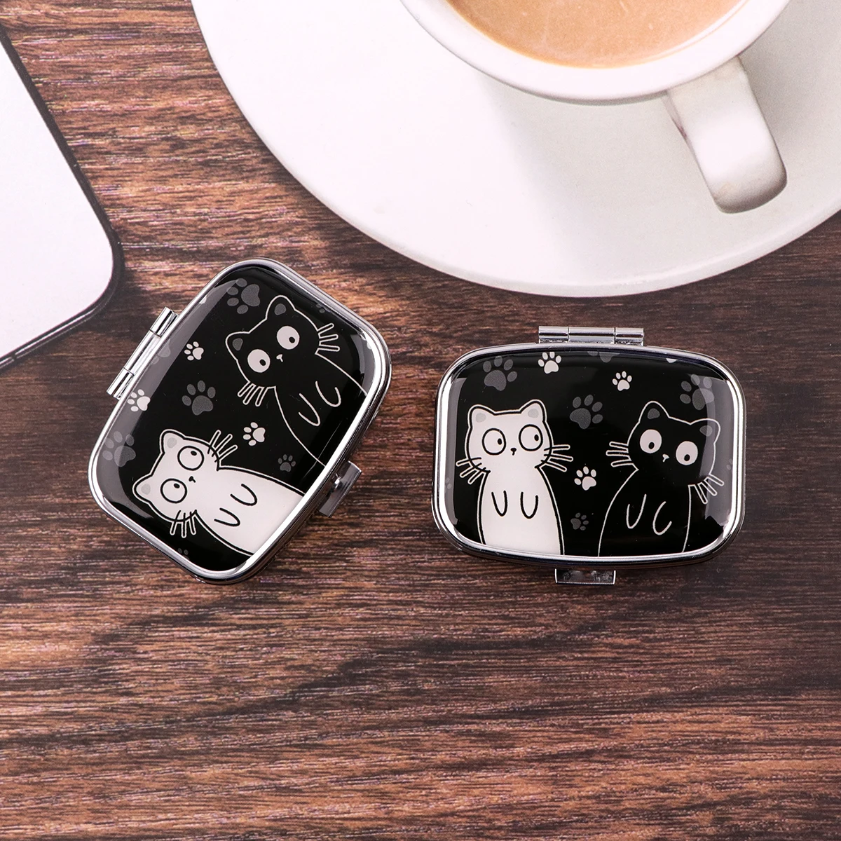 Cartoon Black And White Cat Tr - Tablet Accessories บทวิจารณ์และราคา